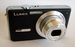 LUMIX FX9